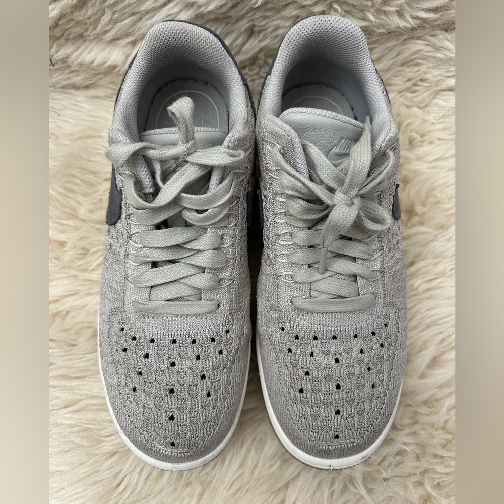 Nike Wmns Air Force 1 Flyknit Low 'Pale Grey' Vintage Size 9